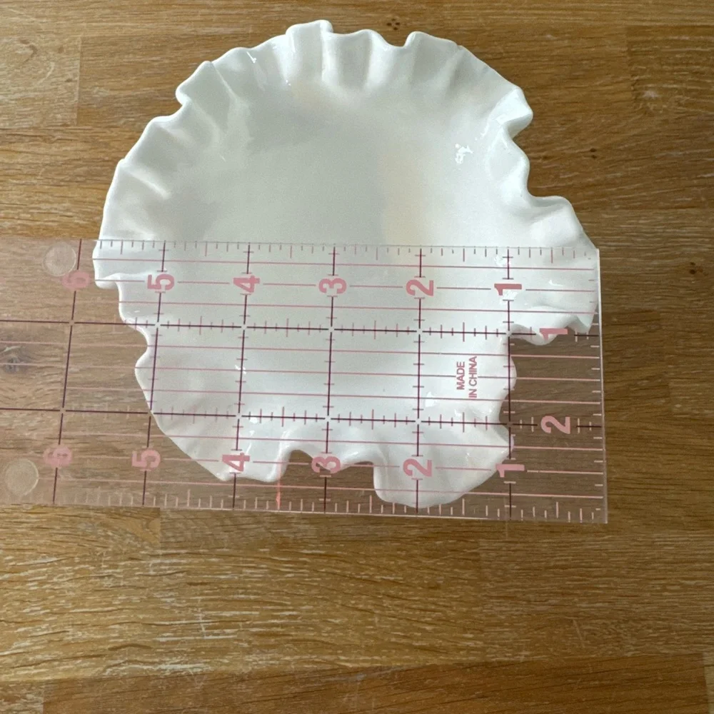 Vintage Fenton Milk Glass Hobnail Ruffled Compote Pedestal - Picture 3 of 6